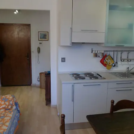10 Via Baya Condominio Ensolleyade *