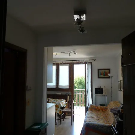 10 Via Baya Condominio Ensolleyade *